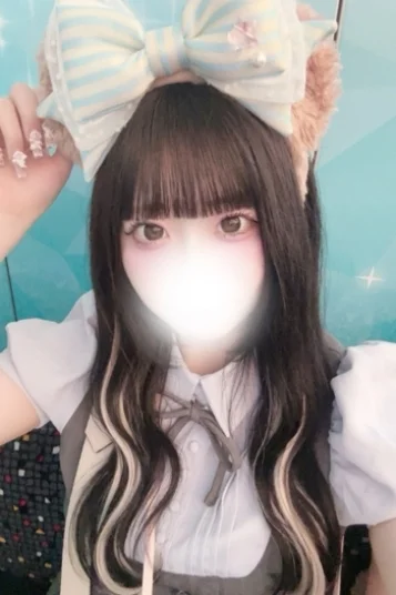 白桃　らむ