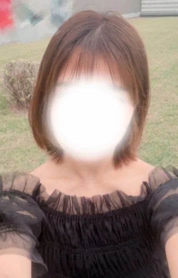 小倉 ももな