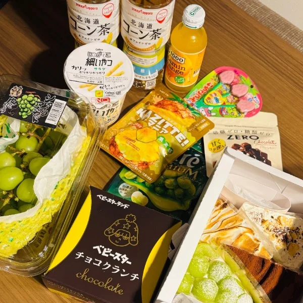 たくさんありがとう✨🍇🥫🍰
