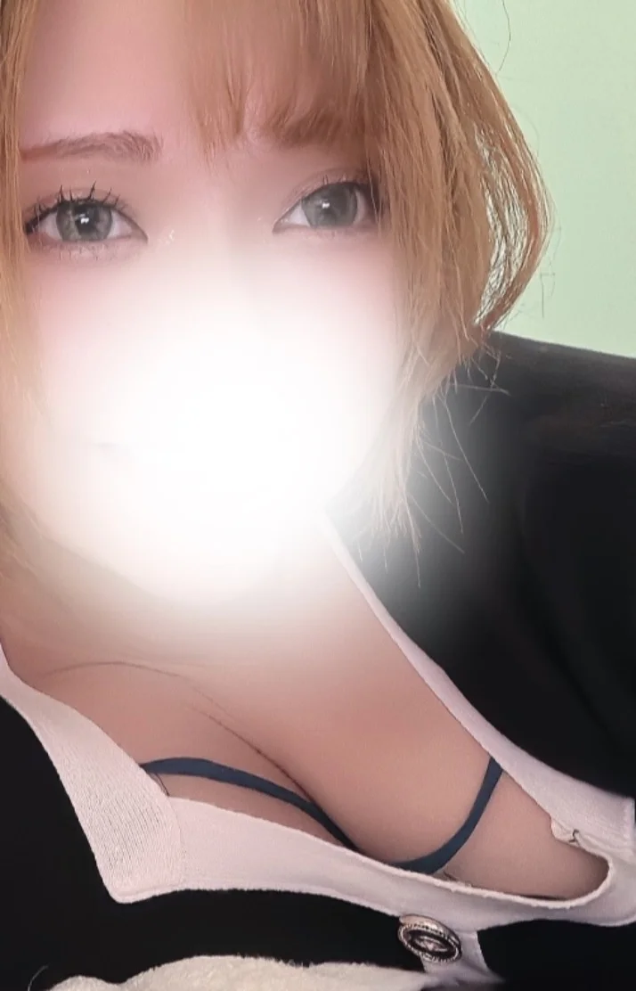 お兄さん、谷間に落とし物ですよ