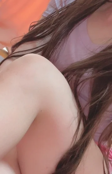 あやな