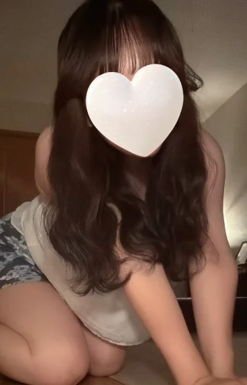 新人　れい
