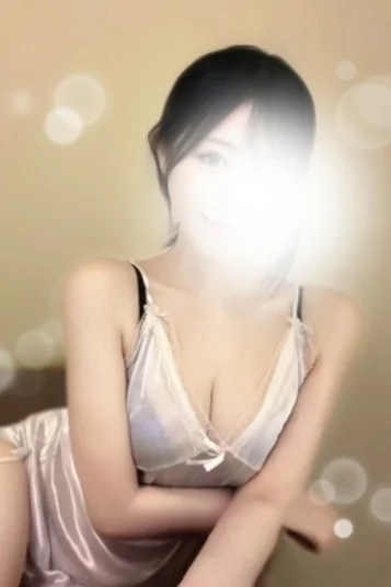 若槻　あやか