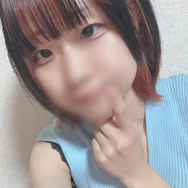 遅れましたが出勤してます！