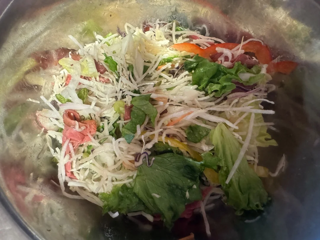 メインの前にサラダ🥗生活😋