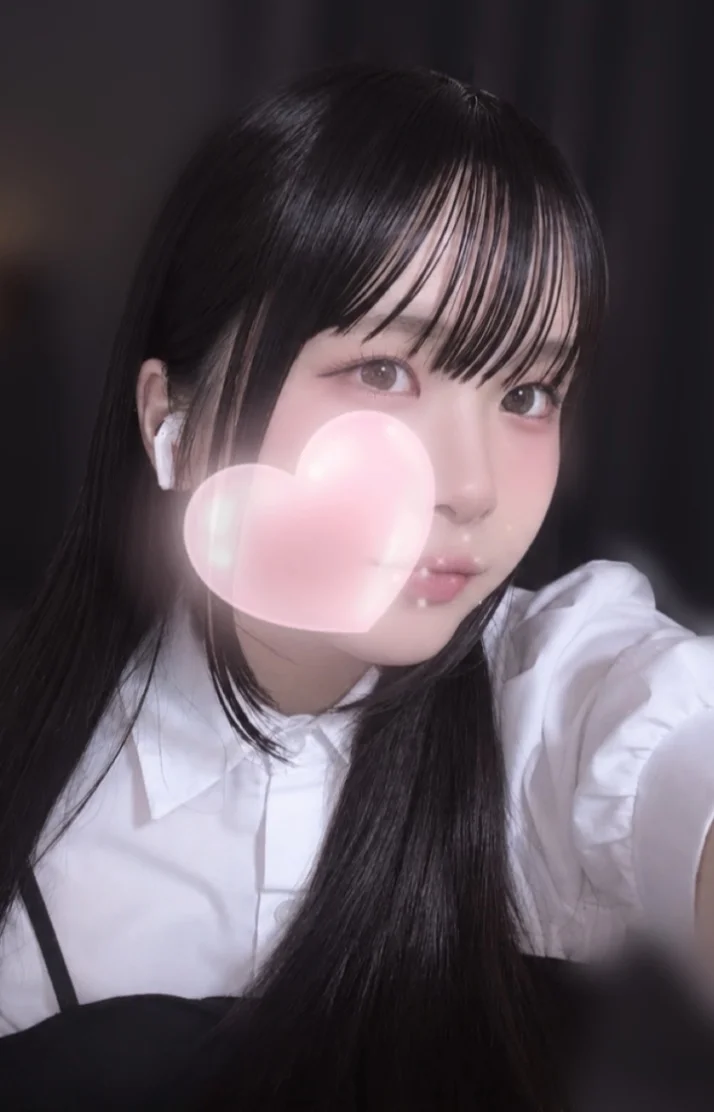 ロリ巨乳...՞⸝⸝'ᜊ'⸝⸝՞
