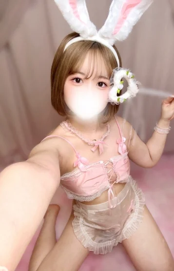 愛月まゆ