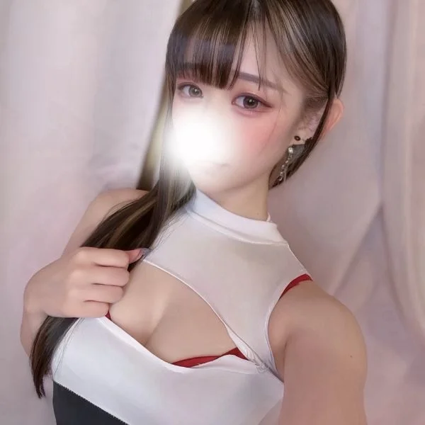 せっかく土曜日の夜やしっ あきと夜更かししよ?🤭💗