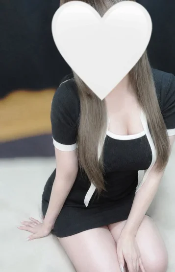 愛内　ひな