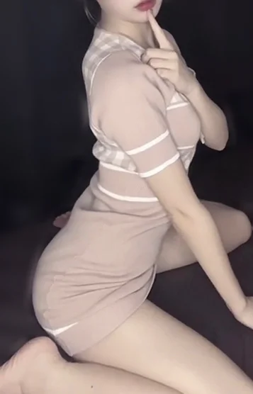 雨宮　りり（新人）