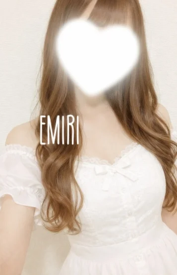 神谷　えみり（新人）