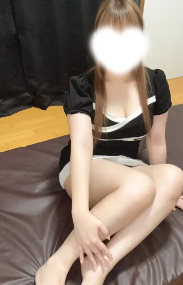 愛内　ひな（新人）