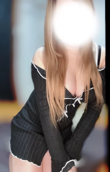 愛内　ひな（新人）