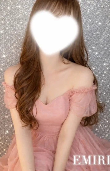 神谷　えみり（新人）