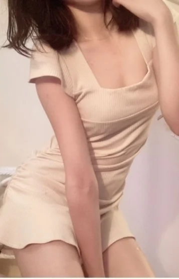 夏川ひなみ