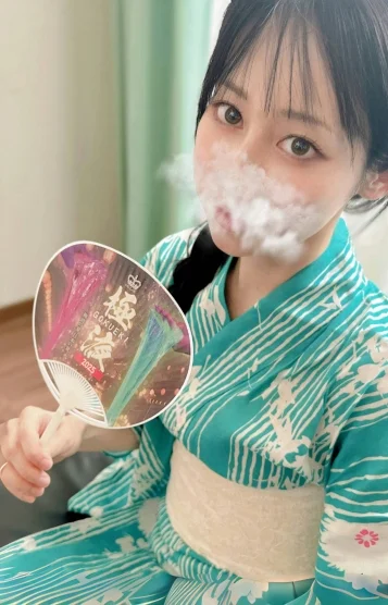 白雪 ゆいか