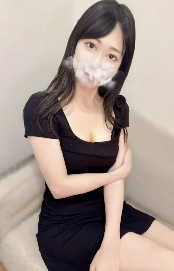 白雪 ゆいか