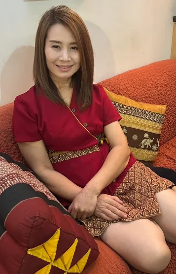 サワ（タイ古式師範）