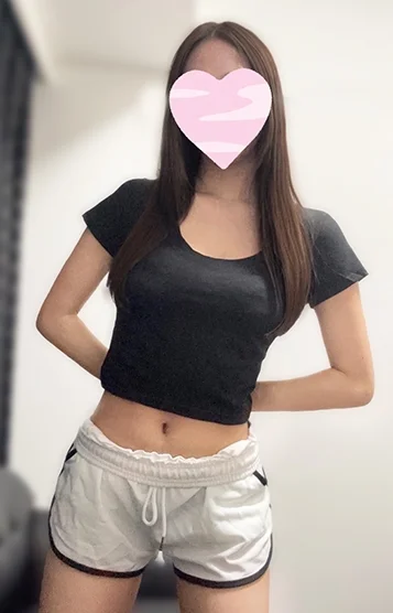 新人もも