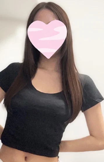 新人もも