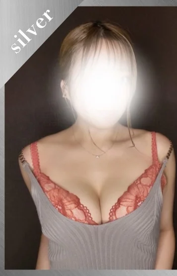 みい