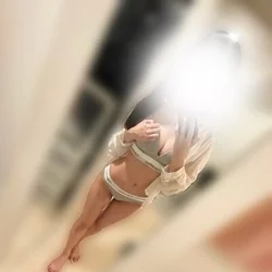 出勤しましたー♡れな