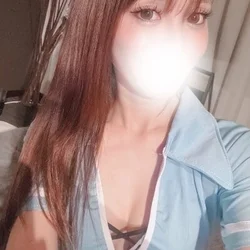 出勤しました♡えりさ