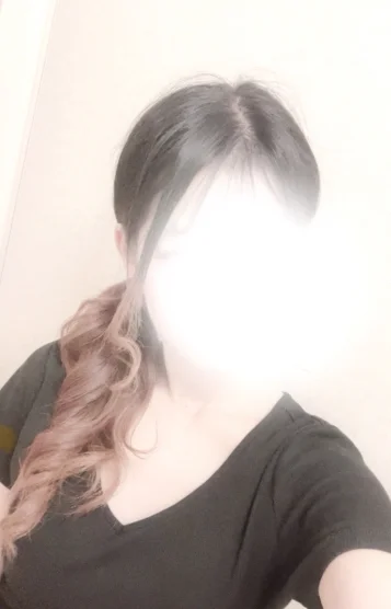 レナ💎本日初出勤