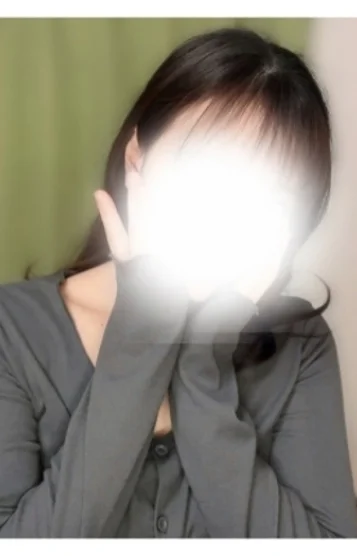 門倉なぎさ
