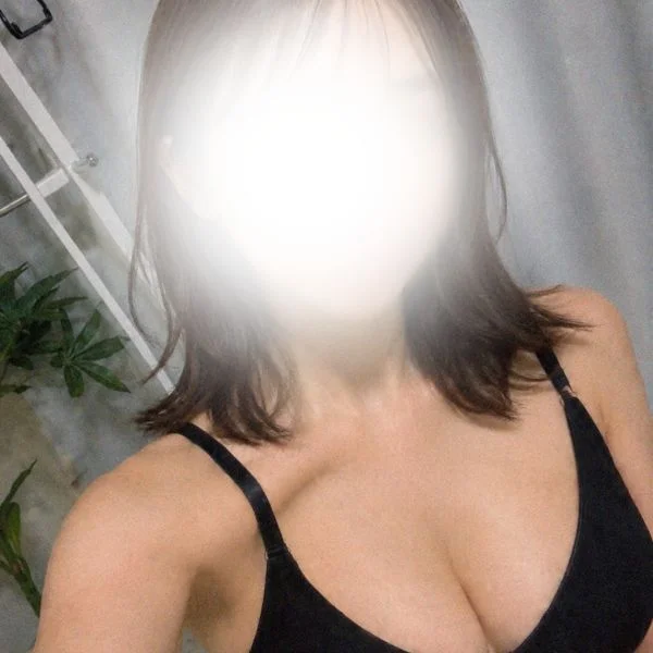 本日19時までいます✊🏻( ᵕᴗᵕ
