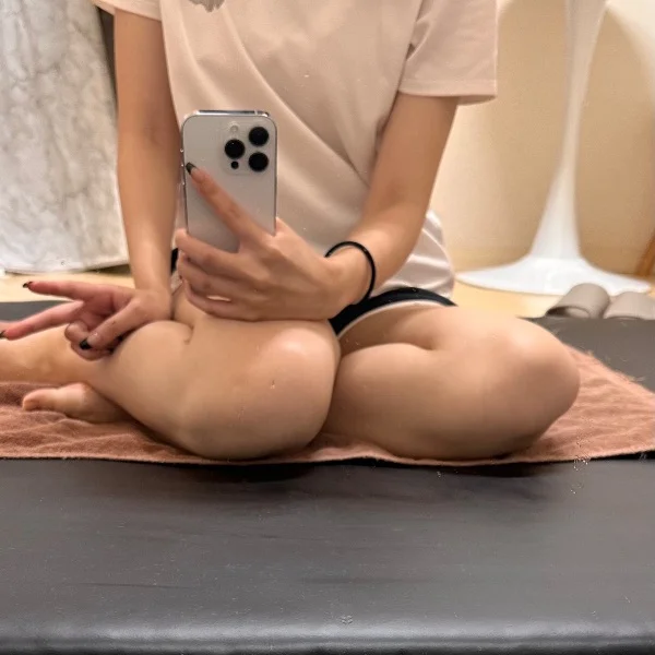 本日出勤してます！