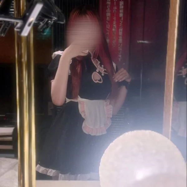 髪色変えたから見にきてほしいな(ᐡ ̥_ ̫ _ ̥ᐡ)