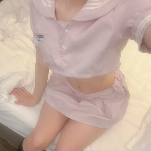 今日は21:00までいるので、お誘いお待ちしてます♡🎶
