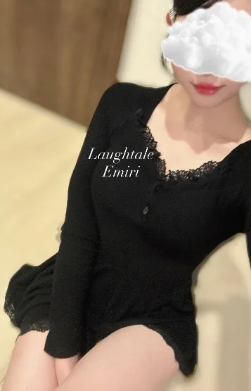 えみり🤍激カワ