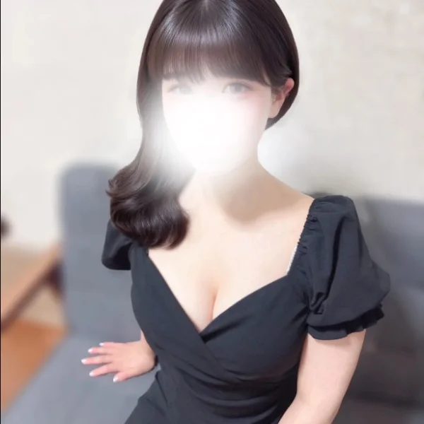 本日21:00〜5:00まで出勤してます𓂃𓈒𓏸♡
