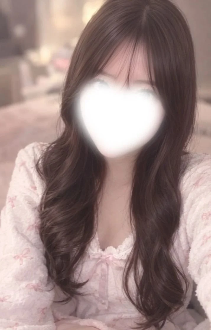 今週は土日出勤するのでご予約お待ちしております🎀✨✨
