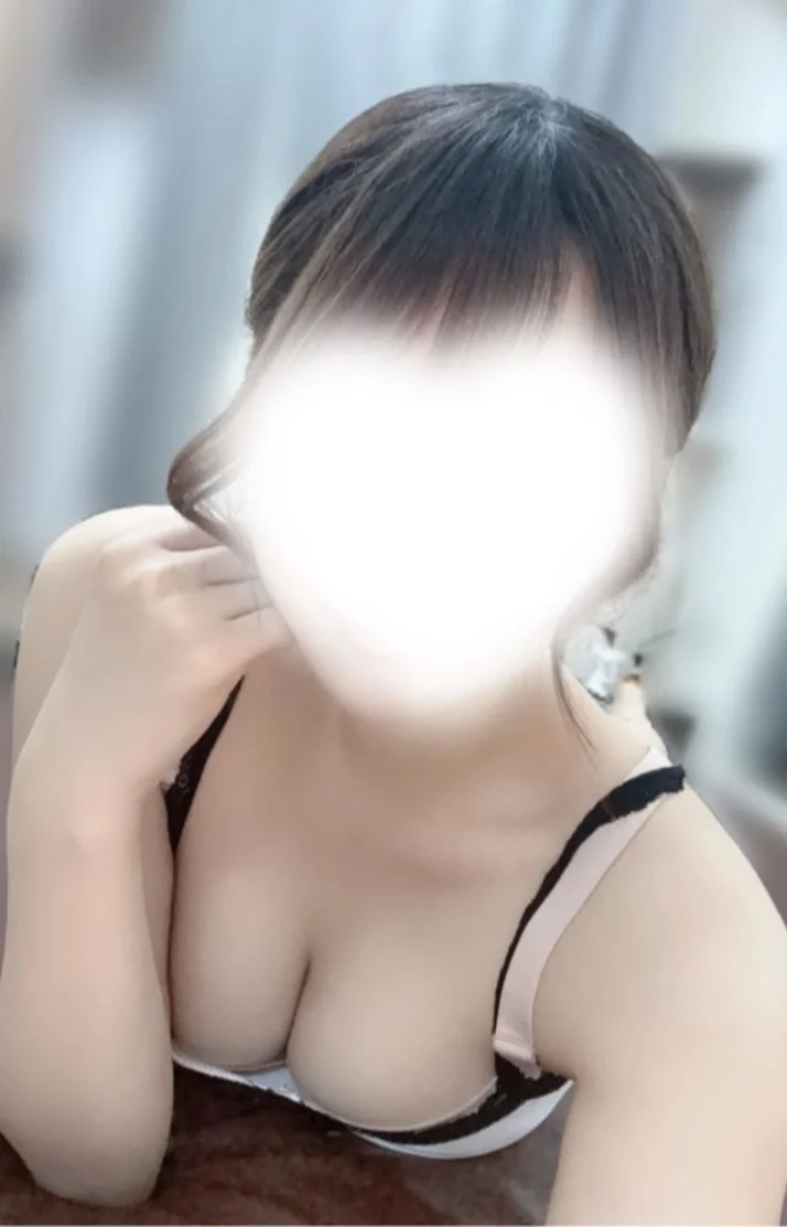 お待ちしてますっ！