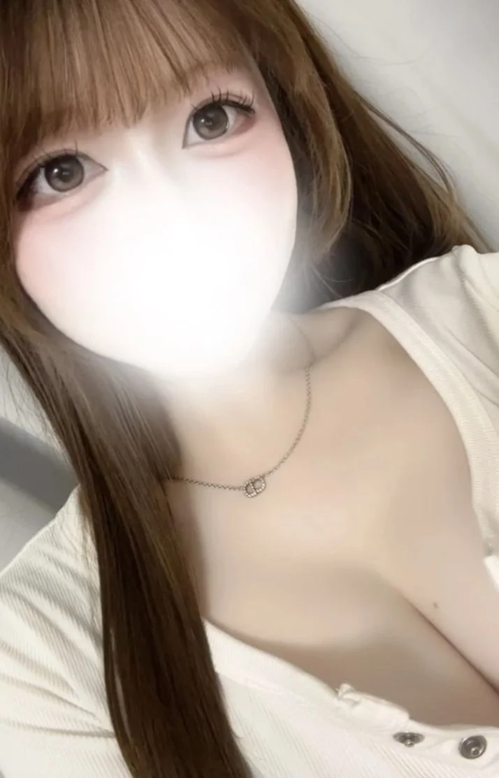 本日12:00-18:00で出勤です🍼🤍