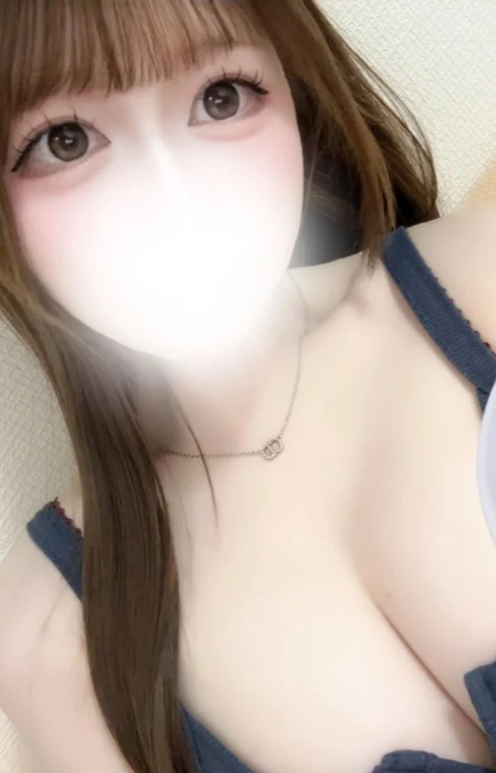 本日13:00-18:30で出勤です🍒⭐️