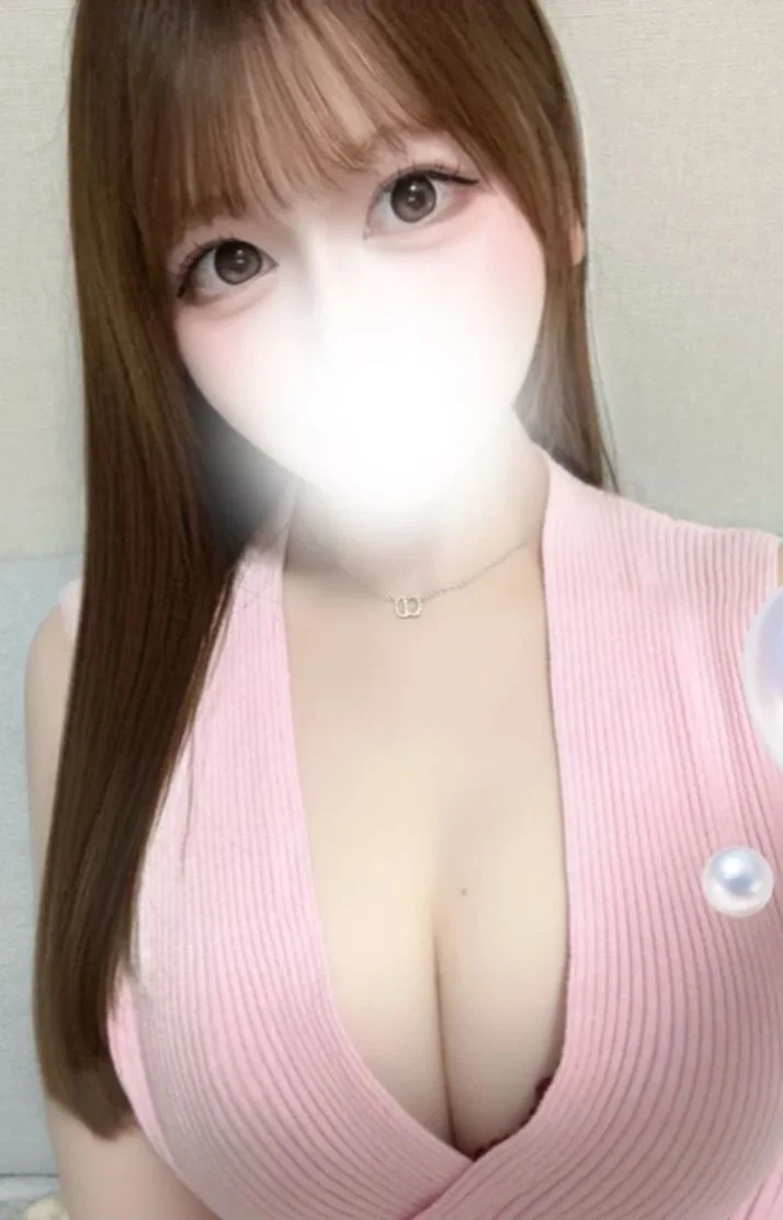本日13:00-18:00で出勤です૮ ⁃ ﻌ ⁃ ა💘