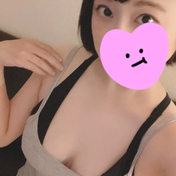 5月6日12時〜出勤します☺️ 1
