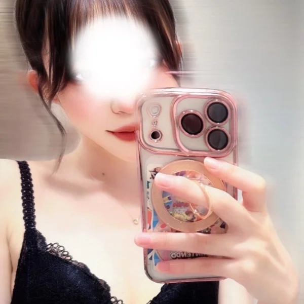 13時から出勤してるよん✌🏻