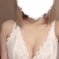 モデル系彼女ゆずさん💕本日は熊本駅前店...