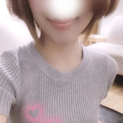 清楚なキレカワ系美女(^^♪