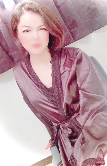 瞳