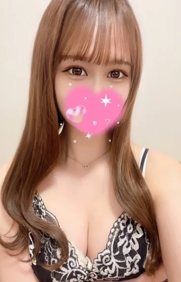 美波なお