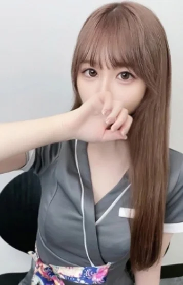 みな