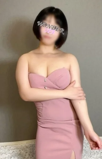 愛沢もえ