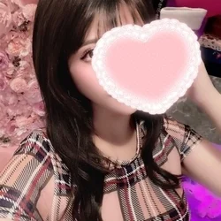 普段深夜出勤が多いセラピストを含め、人...