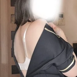 明日久しぶりに出勤します♡ かえで